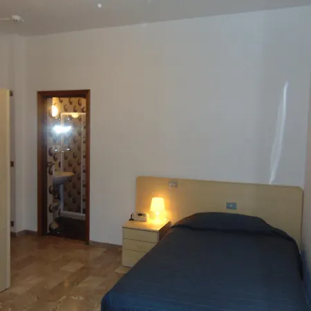 Rossana Hotell 3*